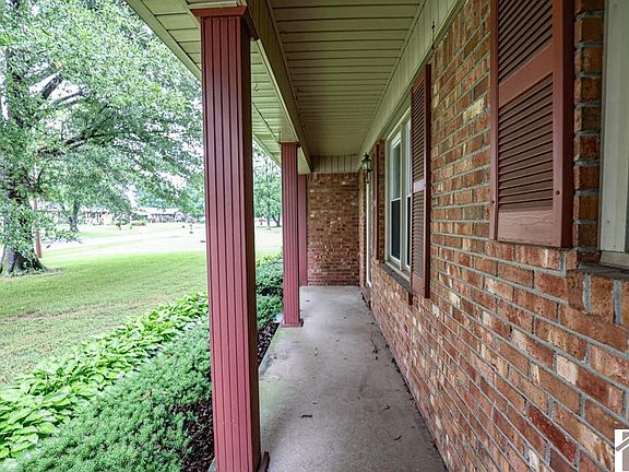4th image of 139 Atlanta Ave