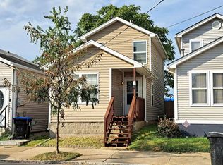 907 E Madison St, Louisville, KY 40204
