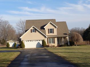 2045 S Chester Rd, Charlotte, MI 48813