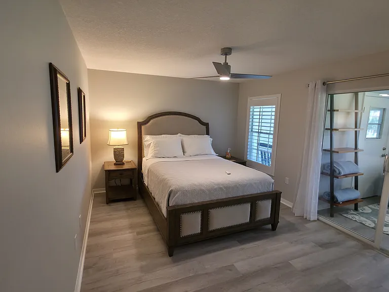 7042 Woodside Oaks Cir — Photo 12
