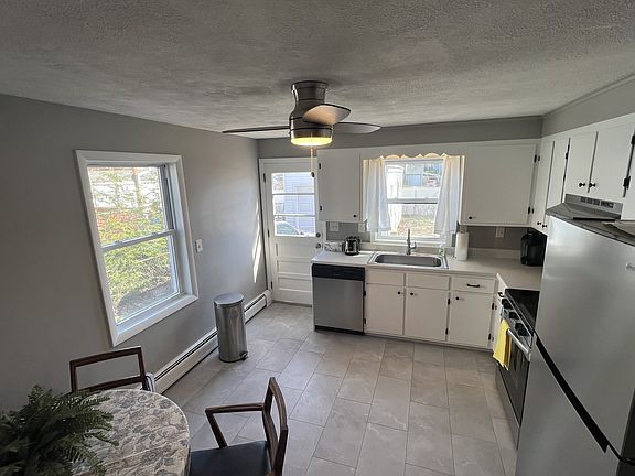 4th image of 84 Hillside Ave