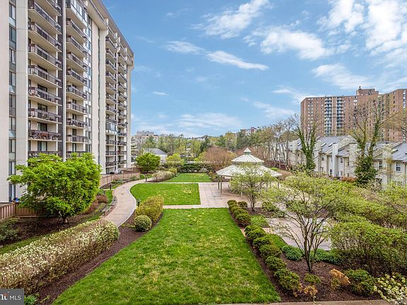 3rd image of 5300 Holmes Run Pkwy APT 106