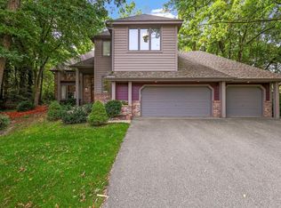12068 Gantry Ln, Apple Valley, MN 55124