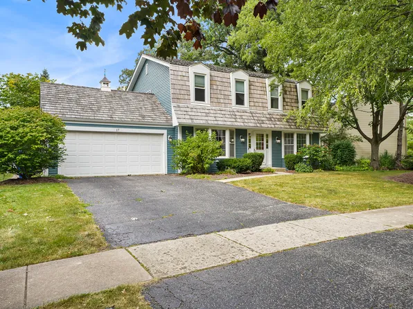 17 Southgate Crse, St Charles, IL 60174