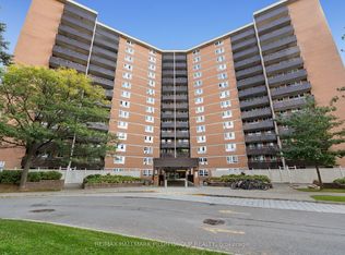 2000 Jasmine Cres #508, Ottawa, ON K1J 8K4