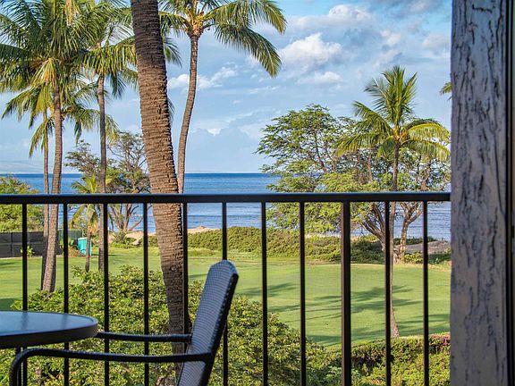 4th image of 938 S Kihei Rd #429