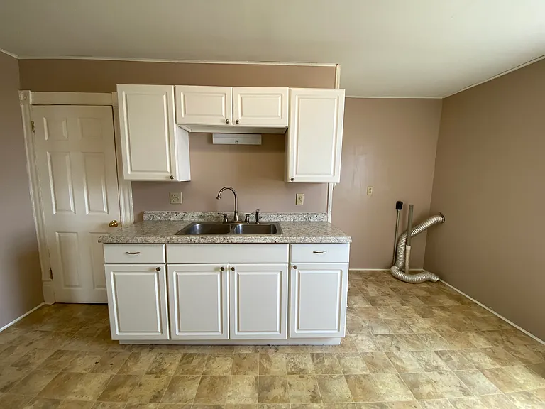 212 Central Ave #BOTTOM — Photo 8