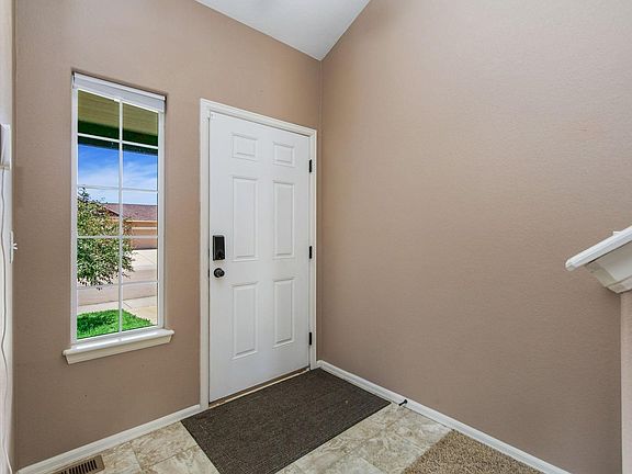 4th image of 11431 Cherryvale St