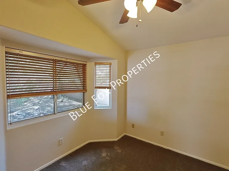 9422 E Cork St — Photo 11