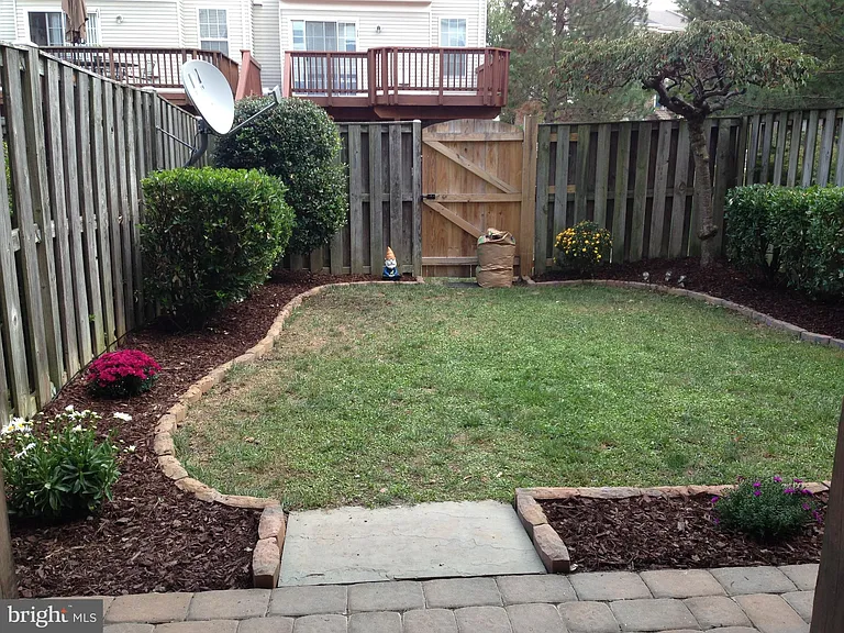 7491 Digby Grn — Photo 25