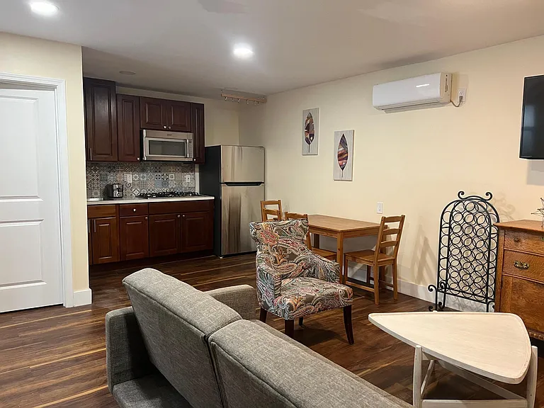 266 N Grass Valley Rd #B — Photo 12