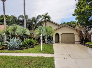 22732 Pickerel Cir, Boca Raton, FL 33428