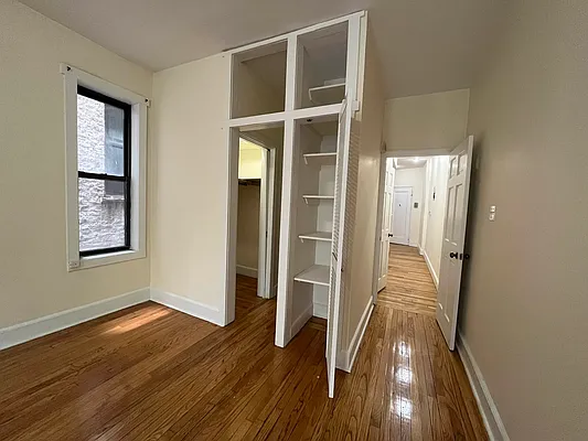 Rented by EXR | media 30