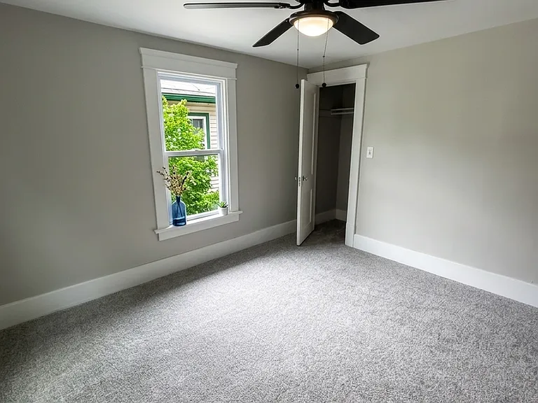 801 Dayton St — Photo 6