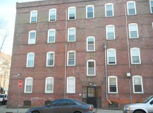 550 S Summer St, Holyoke, MA 01040