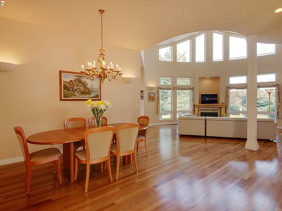 5th image of 4314 NE 139th St