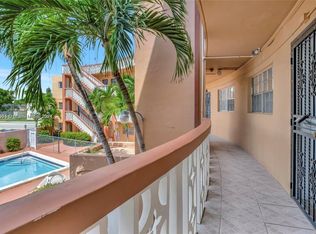11 SW 52nd Ave APT 6B, Coral Gables, FL 33134