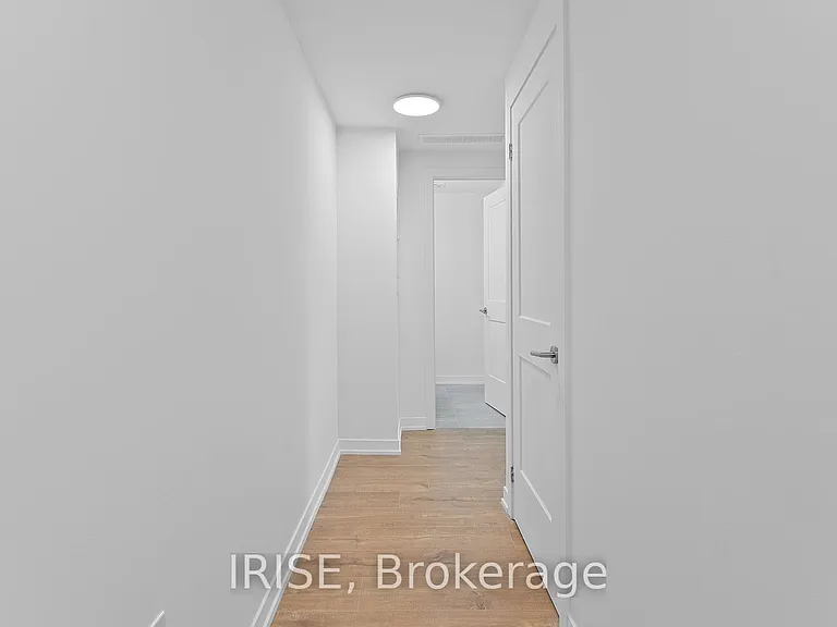 485 Logan Ave S #310 — Photo 3