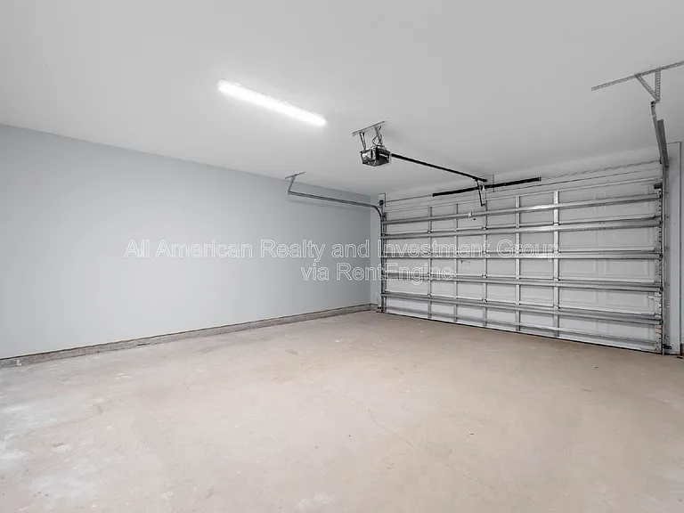 181 Johnson Ct — Photo 30