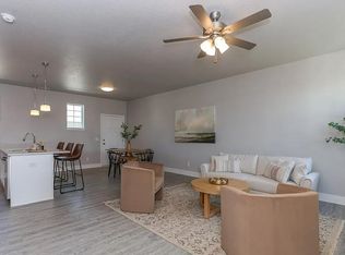 222 NW Common Pl, Waukee, IA 50263