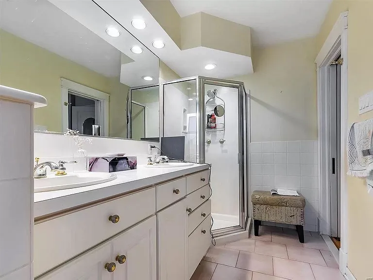 7256 Pershing Ave #A — Photo 9