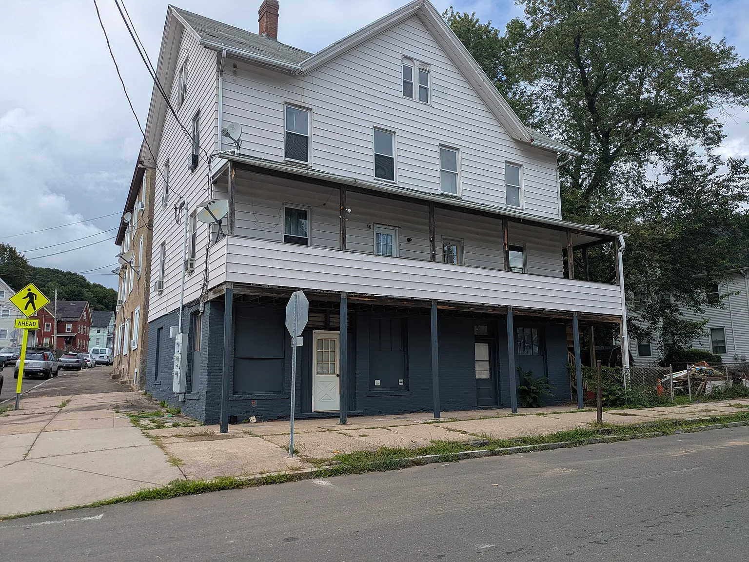 2 bed, 900 sqft, $1,650 — Photo 1