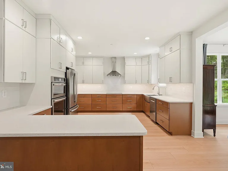 1392 Baltimore Annapolis Blvd — Photo 13
