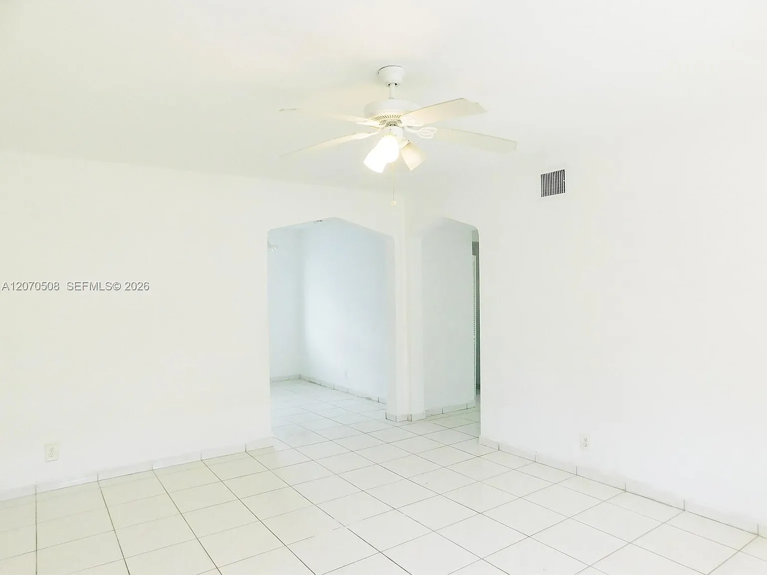 1735 Marseille Dr Condo — Photo 4