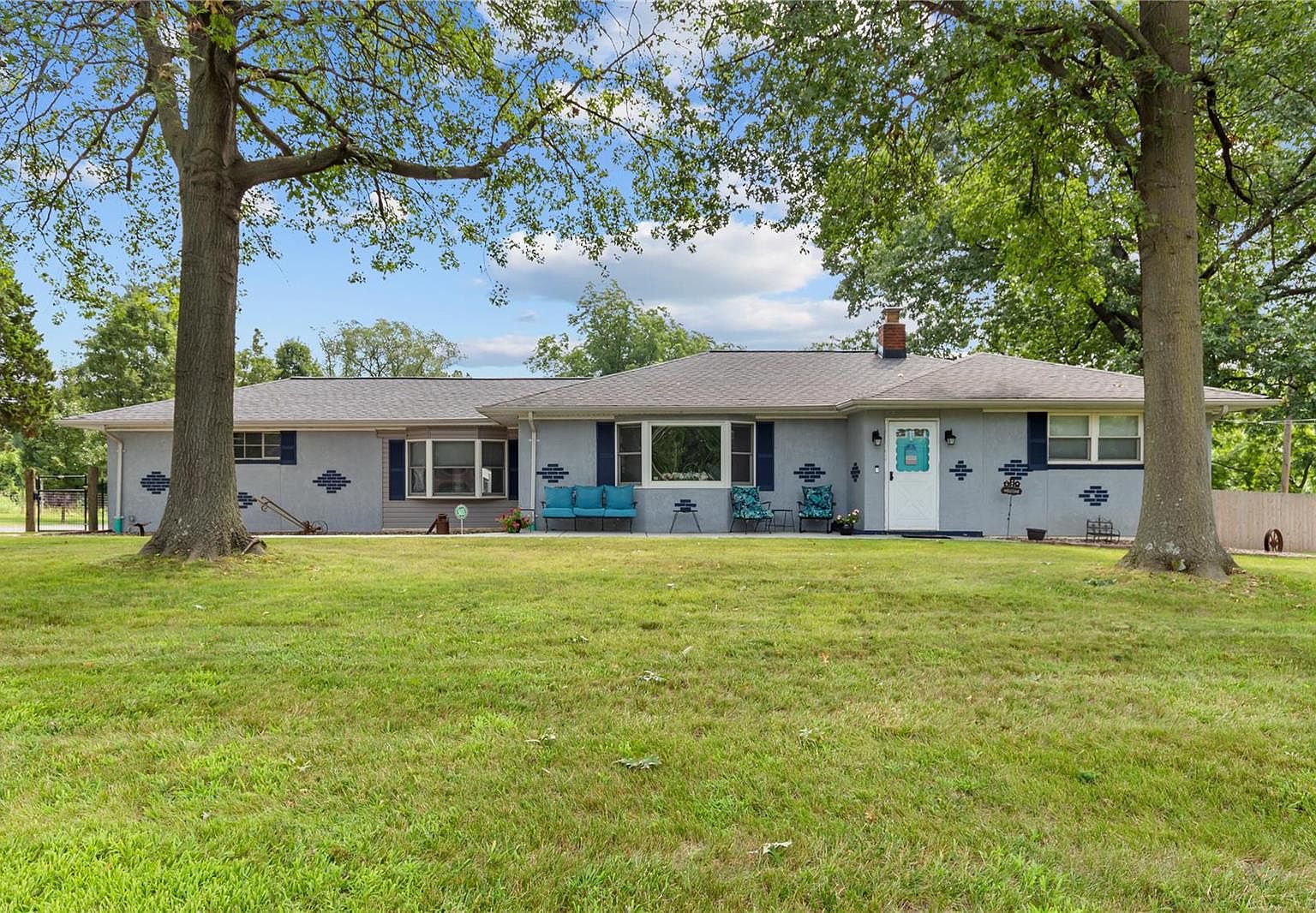 14070 Old Halls Ferry Rd, Florissant, MO 63034 Zillow