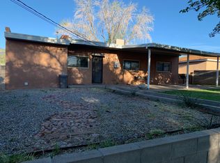 1521 Espejo St NE, Albuquerque, NM 87112