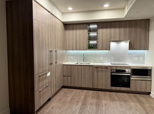 85 McMahon Dr #902, Toronto, ON M2K 0C2