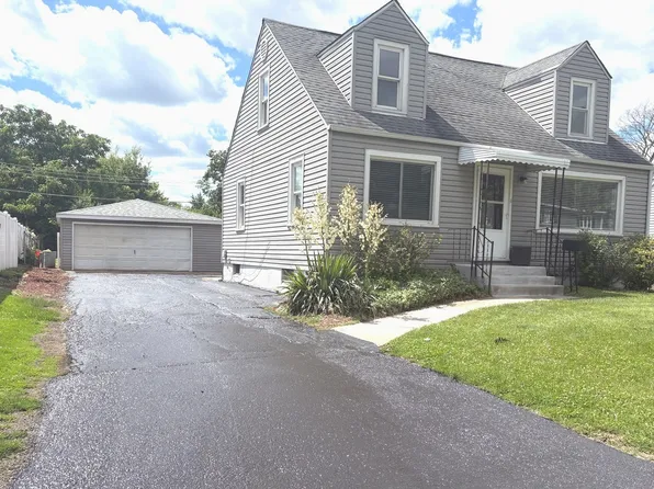 506 N Douglas Ave, Villa Park, IL 60181