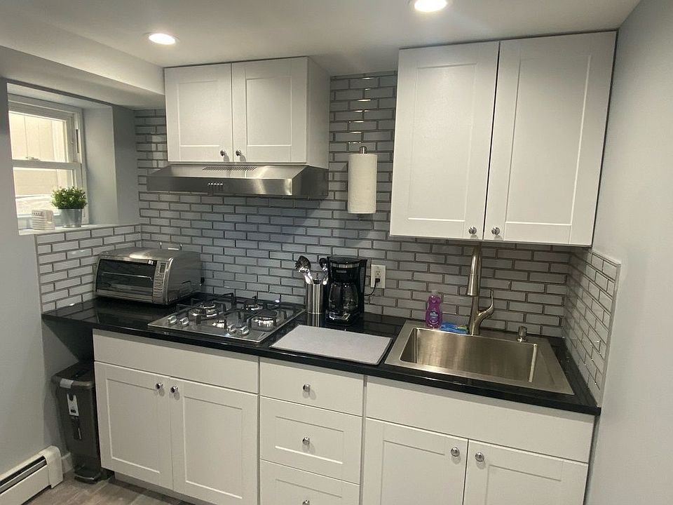 1st image of 2112 Hazen St #1