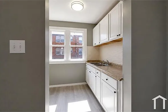 2340 Clements St #1 — Photo 5