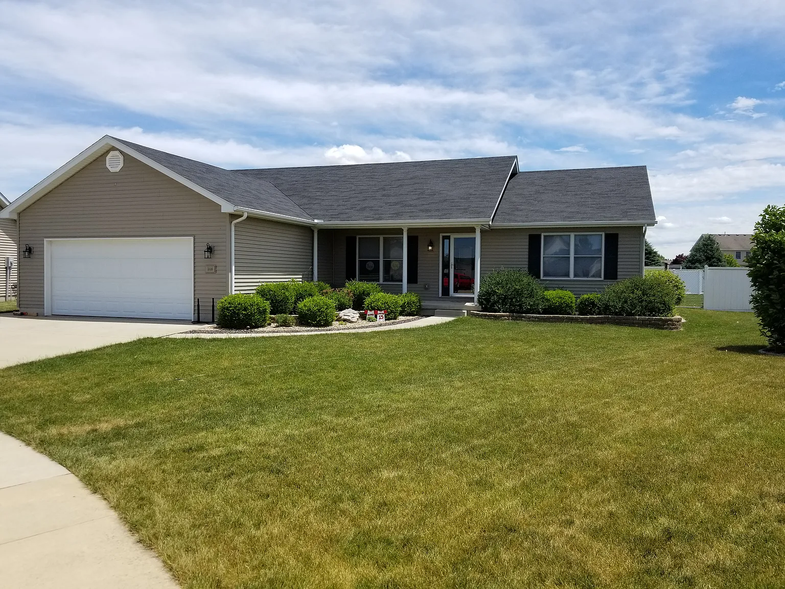 309 Kings Mantle Ct photo 1