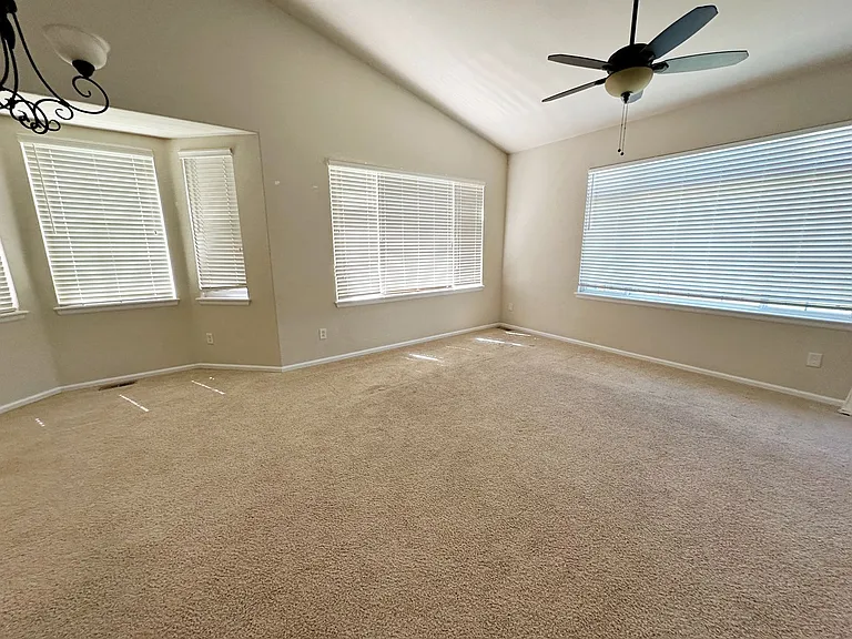 22351 E Plymouth Cir — Photo 39