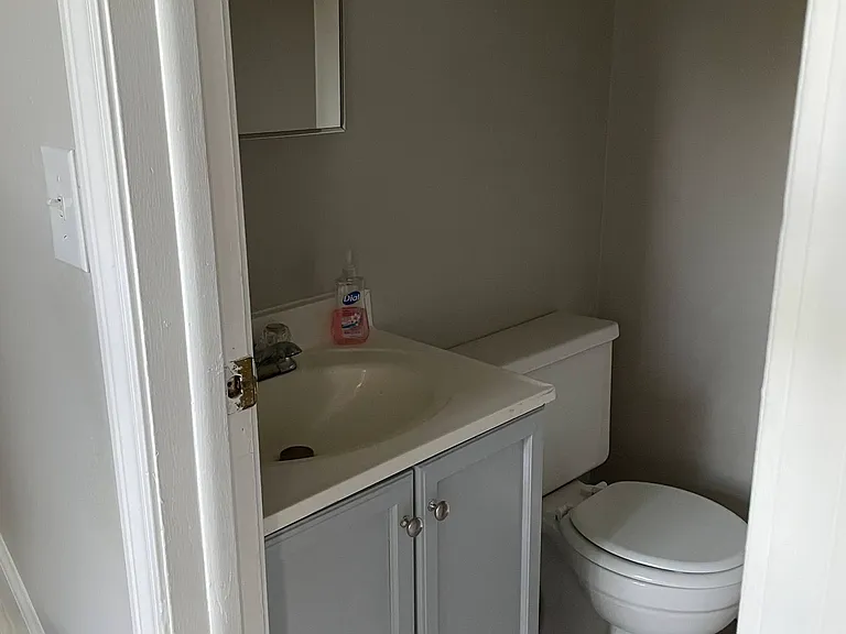 5712 Kendrick Dr — Photo 5