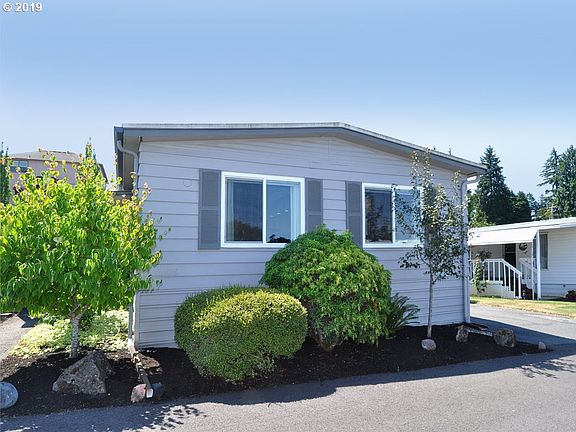 2nd image of 1709 NE 78th St