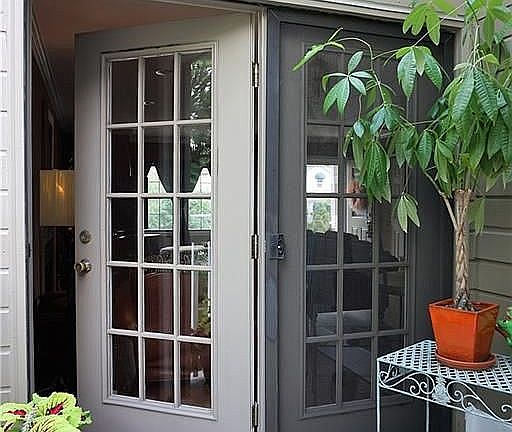 5th image of 423 N Washington Ave #1
