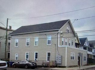 216 Brooks St, Bridgeport, CT 06608