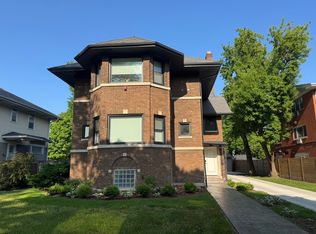 420 Wesley Ave APT 1, Oak Park, IL 60302