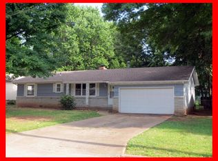 308 E Broadmoor St, Springfield, MO 65807