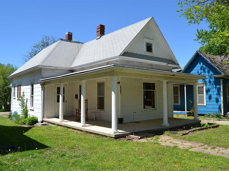 1st image of 1010 N Cedar St