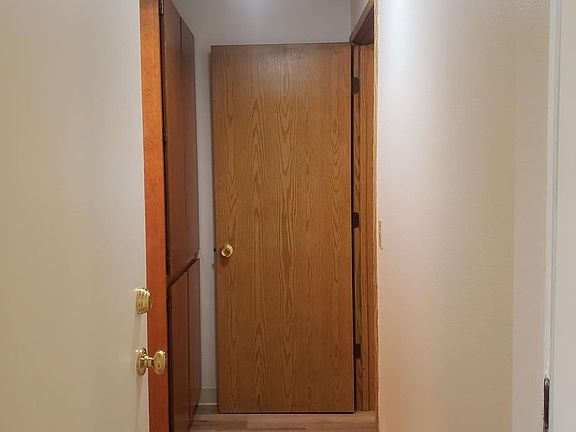 4th image of 1712-1714 SE 145th Ct