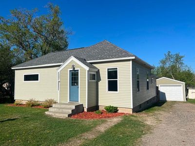 525 4th St SE, Deer River, MN, 56636