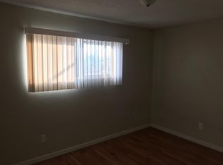 211 Plymouth Ave APT 6, Bakersfield, CA 93308
