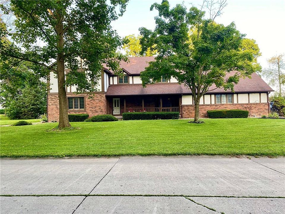 1st image of 4766 Beechmont Dr