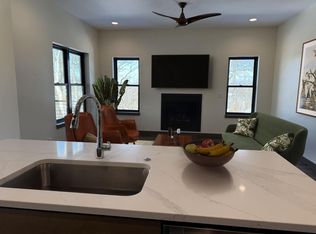 225 Whitetail Lane #28, Deerfield, WI