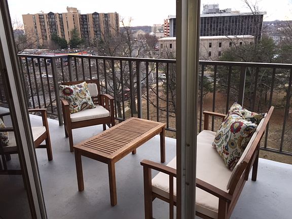 4th image of 101 S Whiting St APT 1209