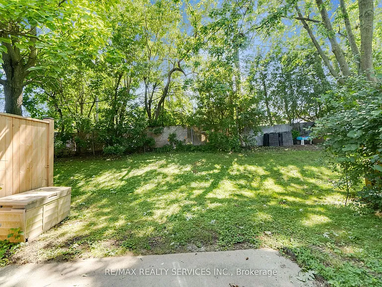 1140 Tavistock Dr #8 — Photo 19